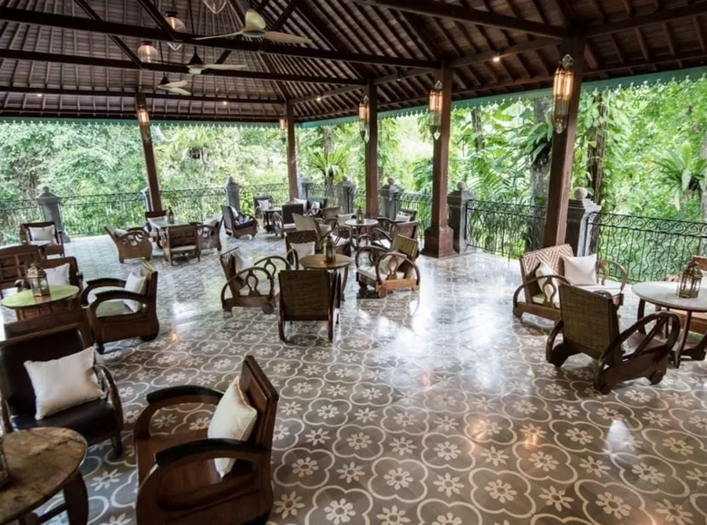 6-Schlafzimmer-Villa 613 m² Cepaka, Indonesien