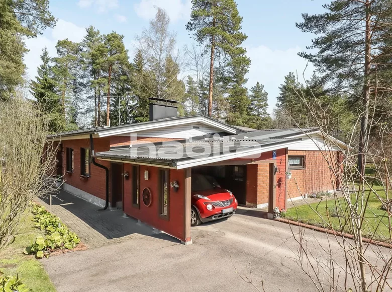 Dom 6 pokojów 140 m² Haemeenlinna, Finlandia