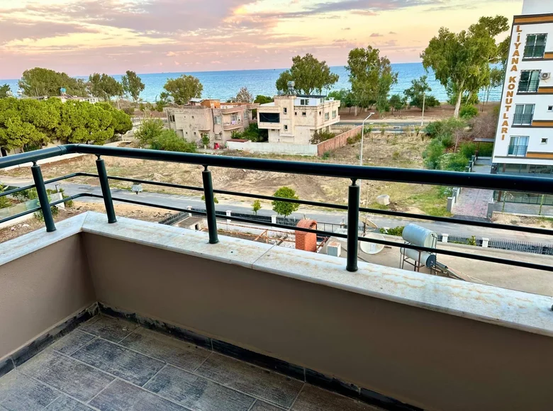 Квартира 2 комнаты 54 м² Мезитли, Турция