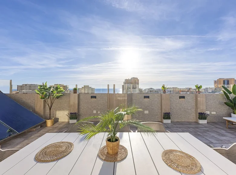 Penthouse 3 Schlafzimmer 134 m² Fuengirola, Spanien