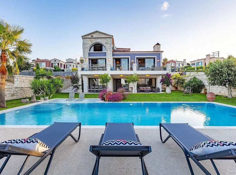 7 bedroom villa 580 m² Cesme, Turkey