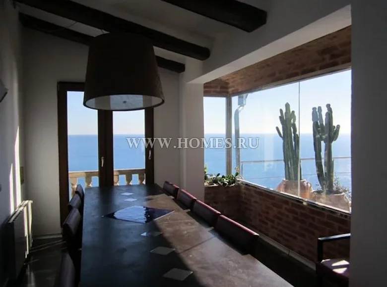 4 bedroom house 668 m² Spain, Spain