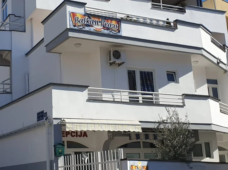 House 10 bedrooms 552 m² Bar, Montenegro