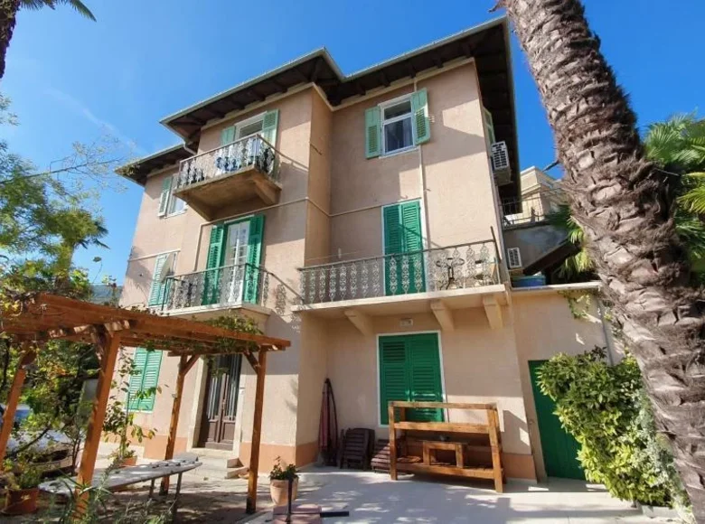 Willa 3 pokoi 200 m² Opatija, Chorwacja