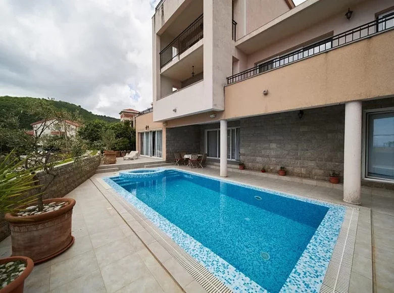 Villa 500 m² Budva, Montenegro