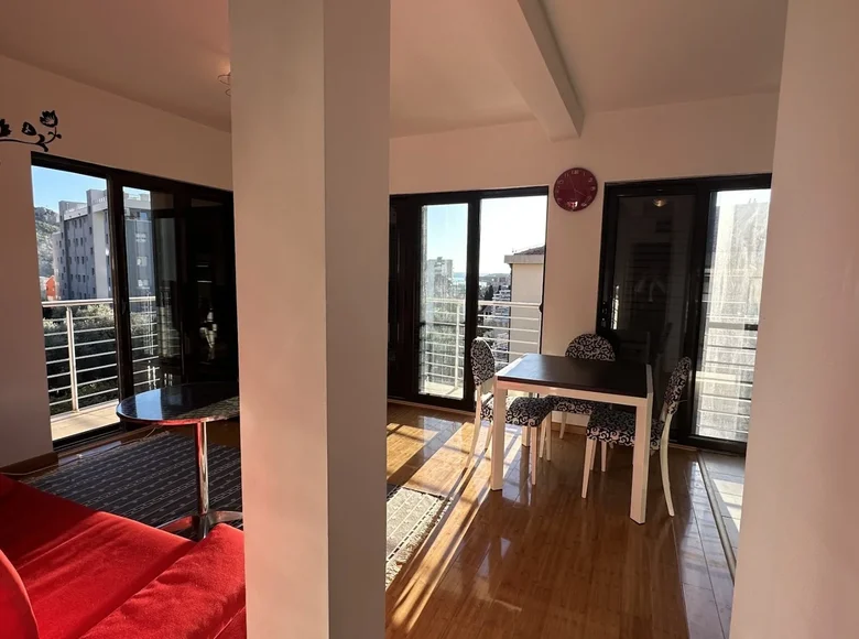Duplex 3 bedrooms 110 m² Becici, Montenegro