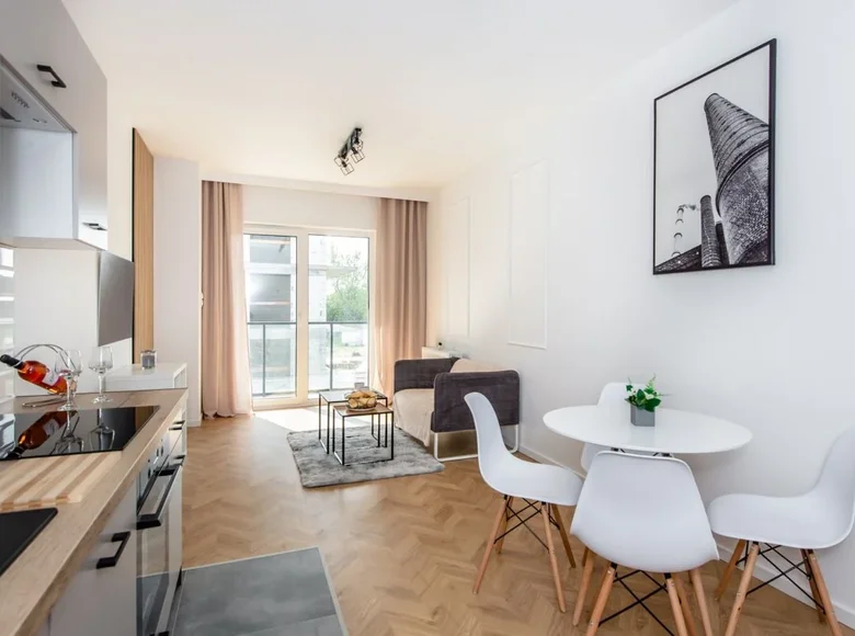 Mieszkanie 2 pokoi 41 m² Poznań, Polska