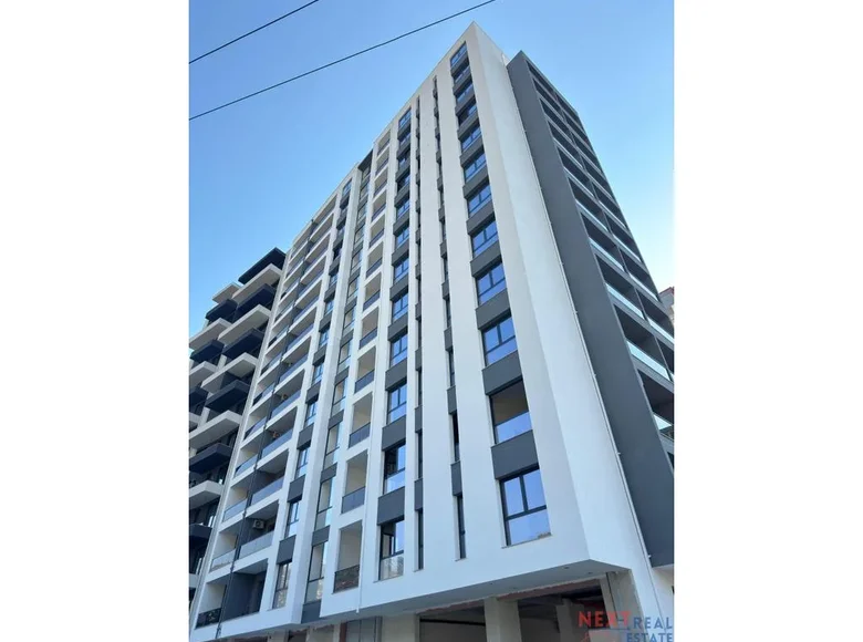 Квартира 2 комнаты 69 м² Влёра, Албания