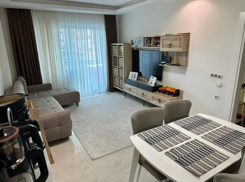 2 bedroom apartment 1 m² Mahmutlar, Turkey