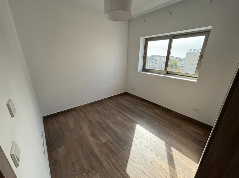 Mieszkanie 3 pokoi 120 m² Limassol, Cypr
