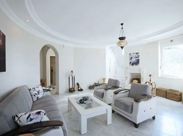 Villa de 4 habitaciones 205 m² Alanya, Turquía