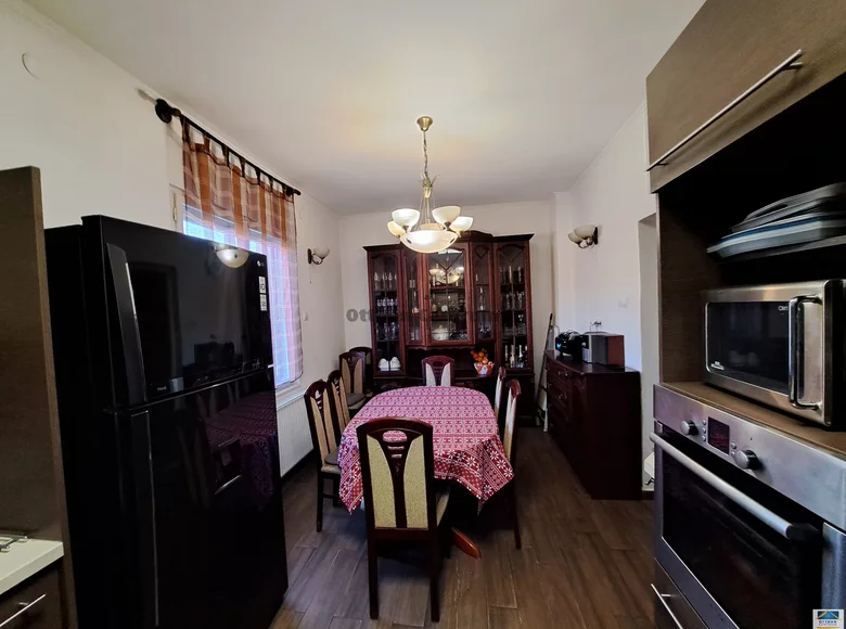 5 room house 140 m² Goedoello, Hungary