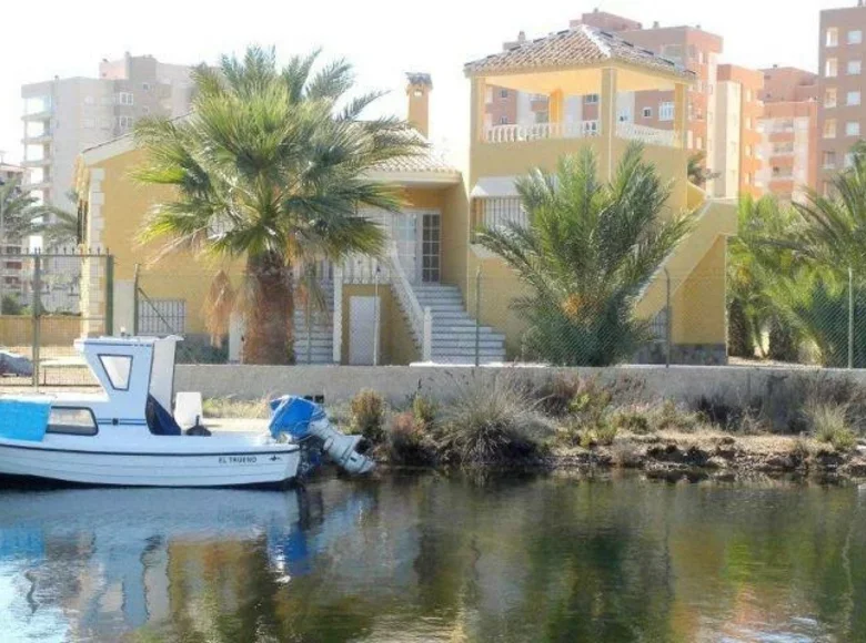 3 bedroom villa 465 m² San Javier, Spain