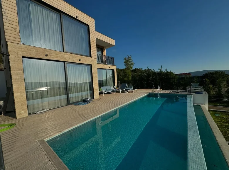 Villa 4 chambres 180 m² Kavac, Monténégro