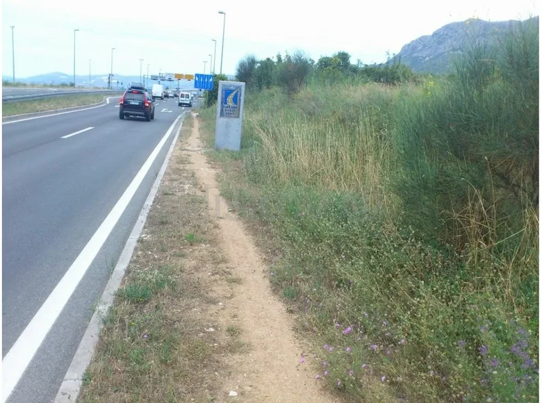 Parcelas 2 104 m² Kastel Sucurac, Croacia