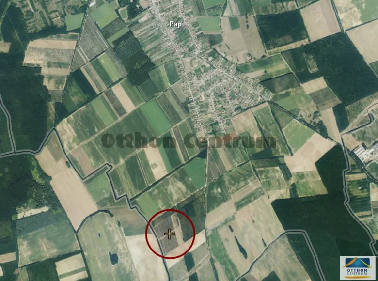 Land 100 000 m² Pap, Hungary