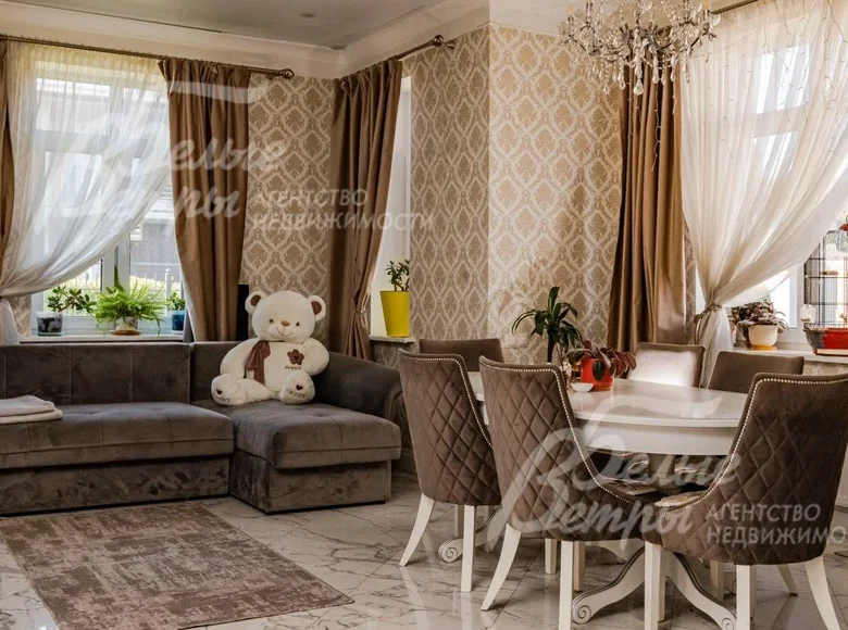 Haus 6 Zimmer 331 m² poselenie Filimonkovskoe, Russland