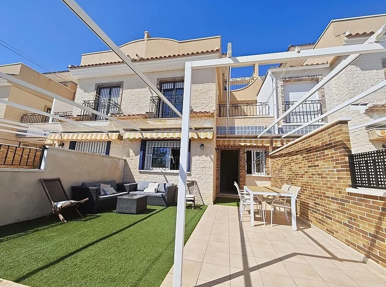 villa de 3 chambres 120 m² Pilar de la Horadada, Espagne