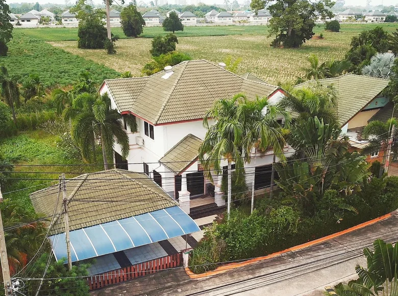 Вилла 4 спальни 230 м² mab fakthxng, Таиланд