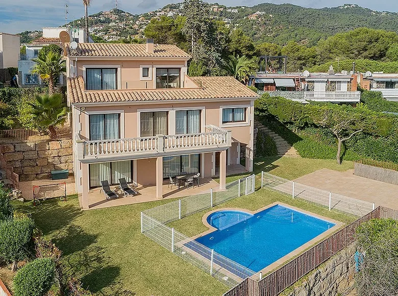 Villa de 6 chambres 440 m² Canyelles, Espagne
