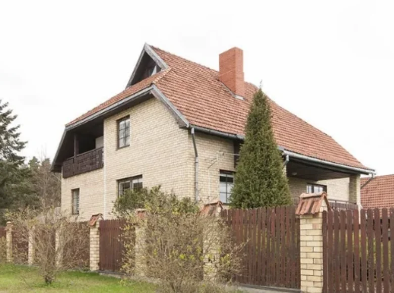 6 bedroom villa 350 m² Spunciems, Latvia