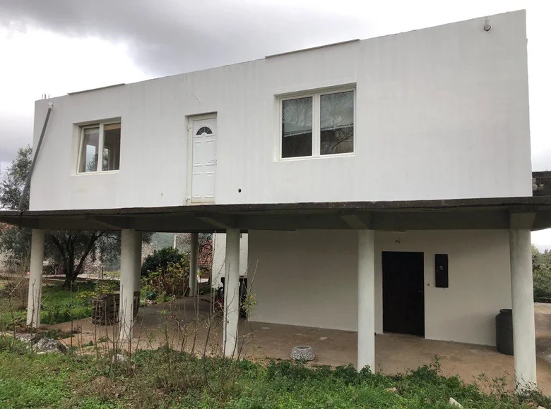 Дом 5 комнат 253 м² Lustica, Черногория