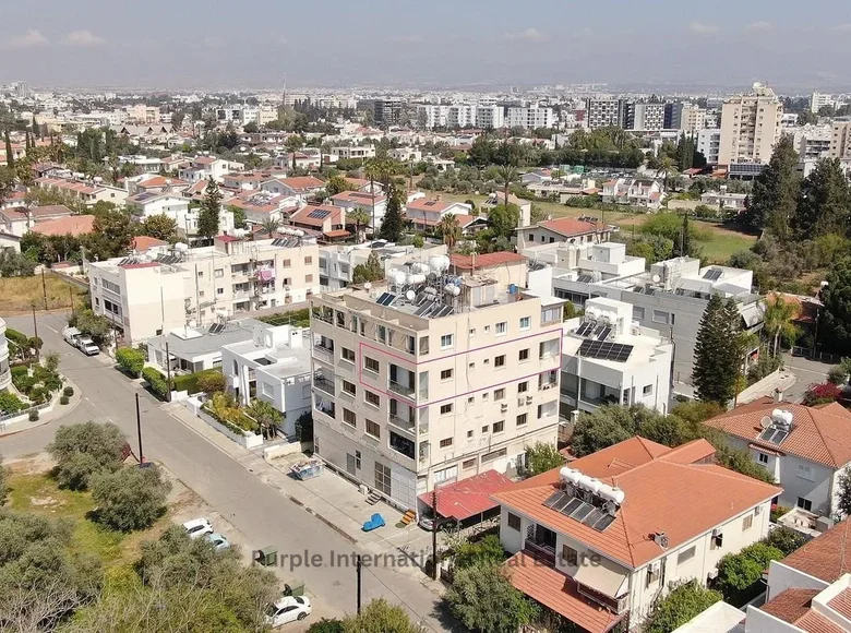 Mieszkanie 3 pokoi 120 m² Strovolos, Cypr