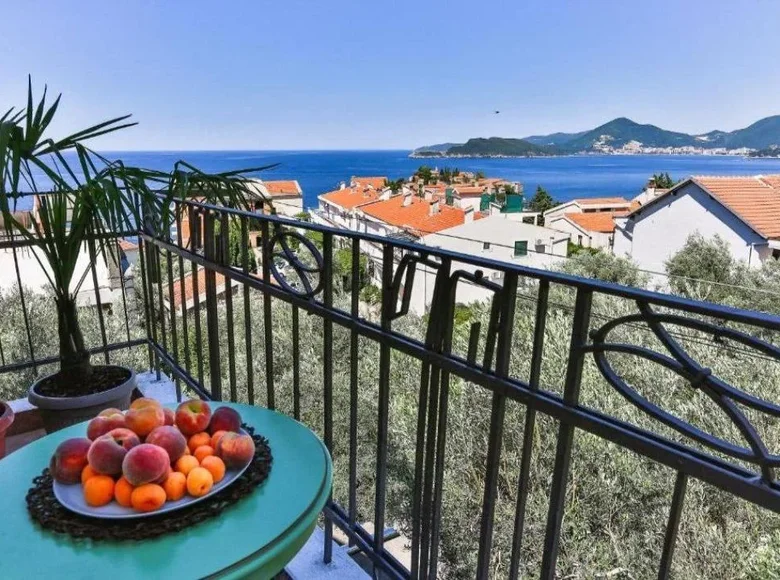 Apartamento 3 habitaciones 100 m² Sveti Stefan, Montenegro