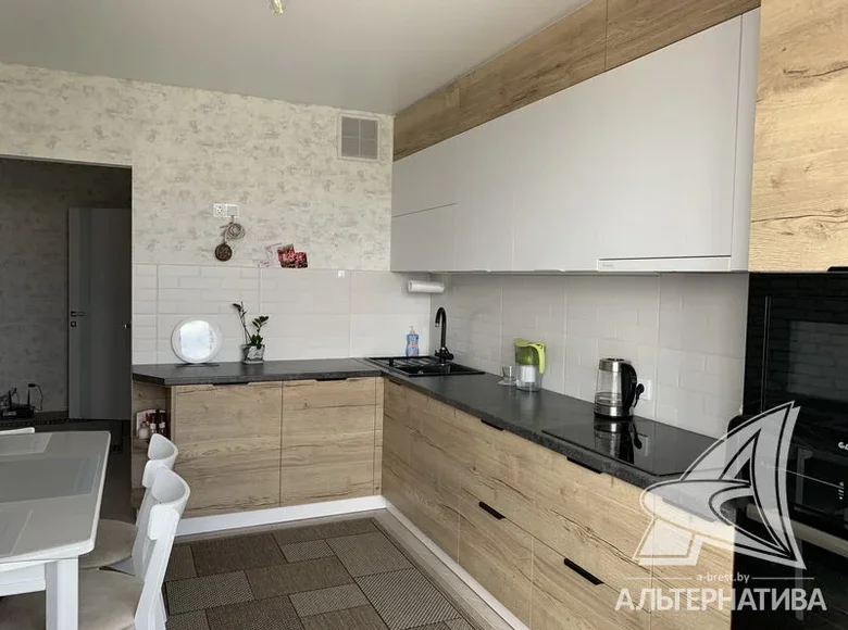 Квартира 2 комнаты 59 м² Брест, Беларусь