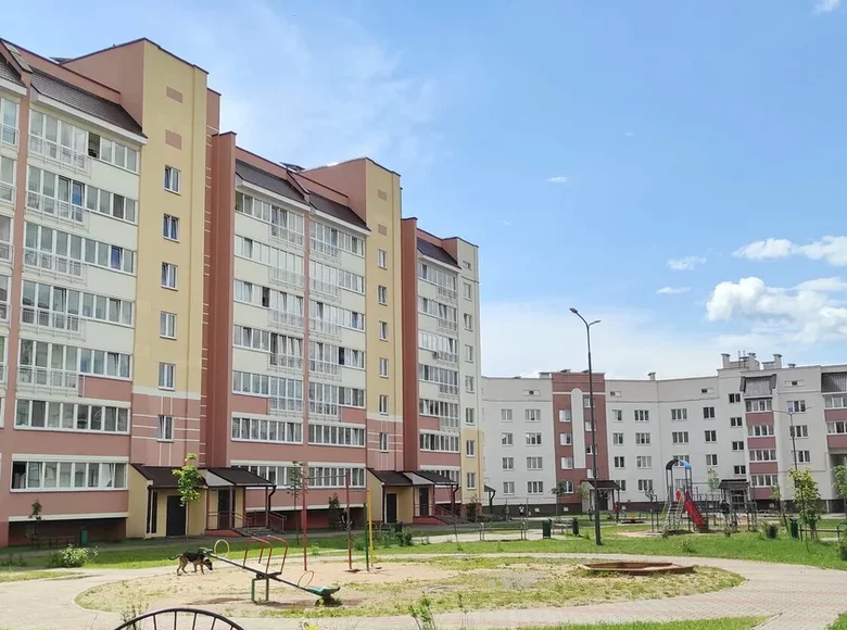 3 room apartment 74 m² Barysaw, Belarus