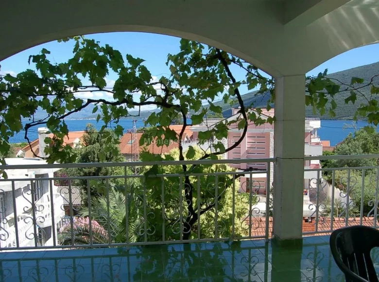 Wohnung 100 m² Igalo, Montenegro