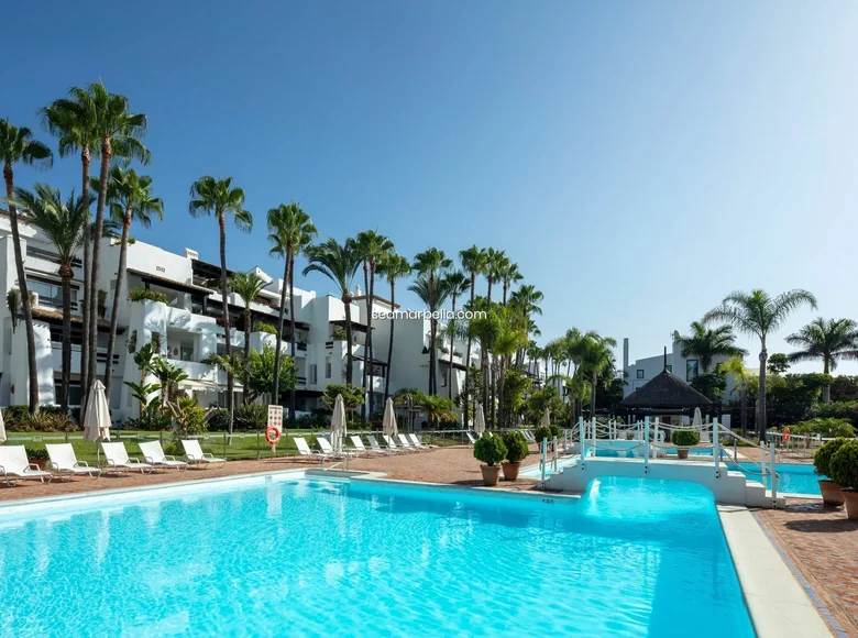 3 bedroom apartment  Marbella, Spain