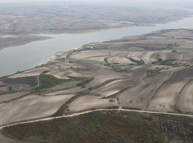 Land 400 m² Arnavutkoey, Turkey