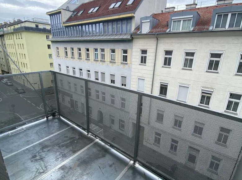 2 room apartment  Vienna, Austria