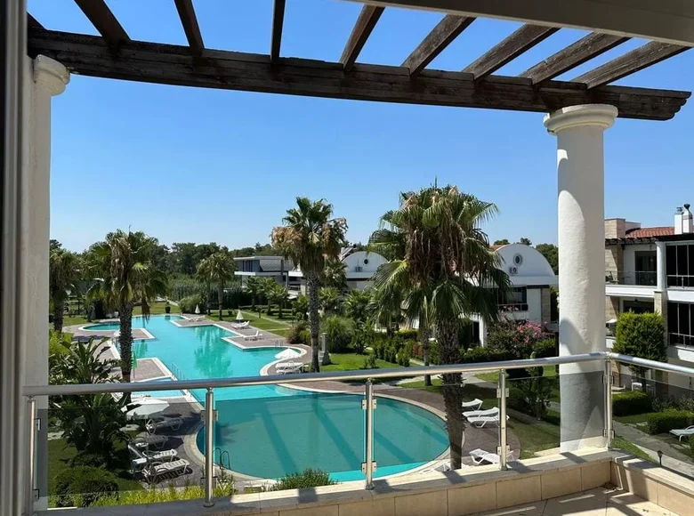 4 bedroom apartment 150 m² Serik, Turkey