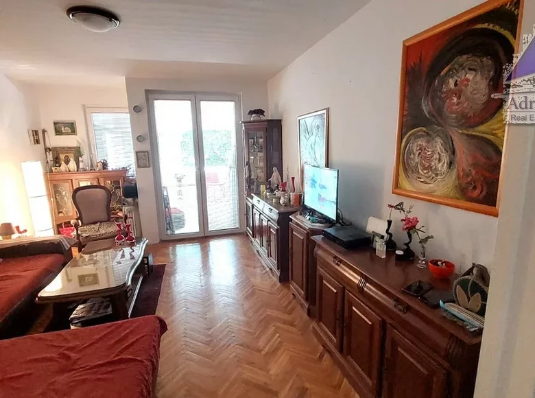 2 bedroom apartment 74 m² Budva, Montenegro