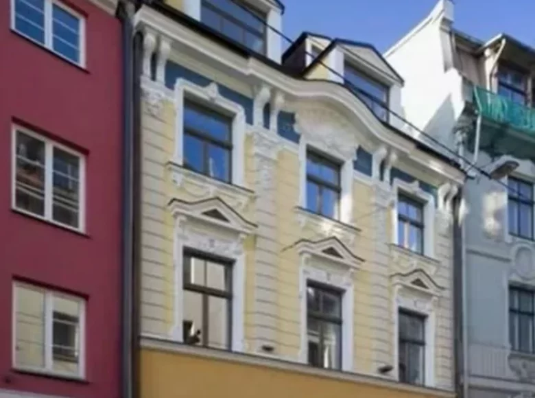 Edificio rentable 1 409 m² en Riga, Letonia