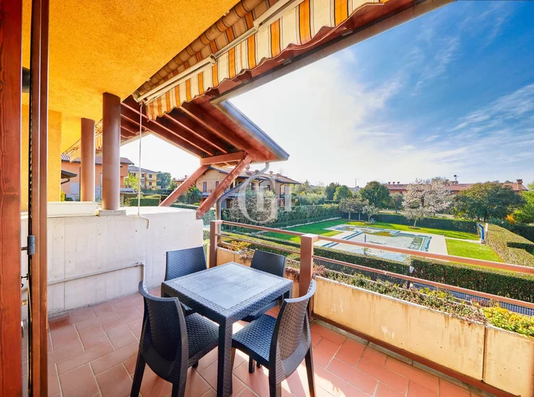 2 bedroom apartment 68 m² Lazise, Italy