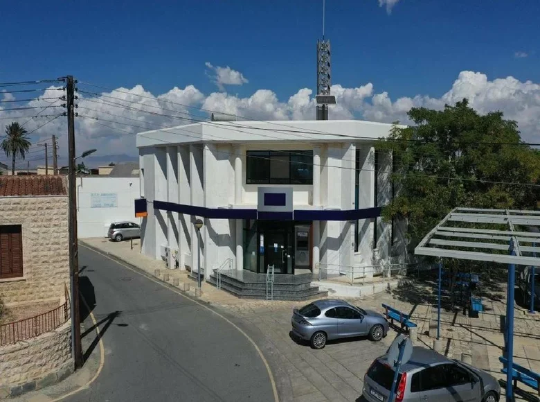 Commercial property  in Athienou, Cyprus