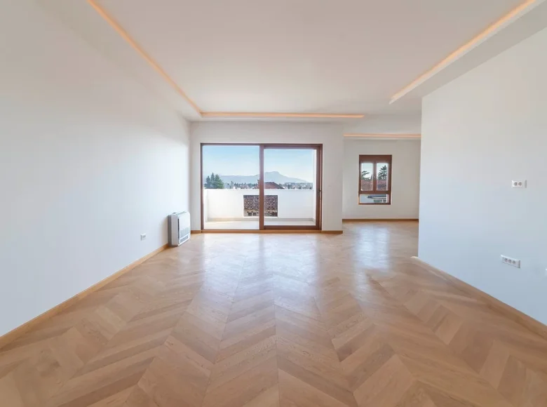 Квартира 5 комнат 142 м² Подгорица, Черногория