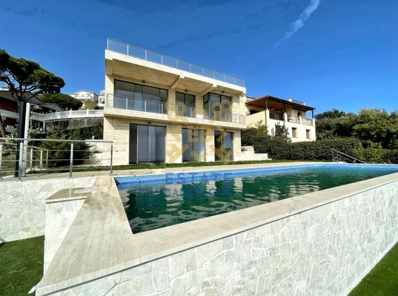 4 bedroom house 360 m² Costa Brava, Spain