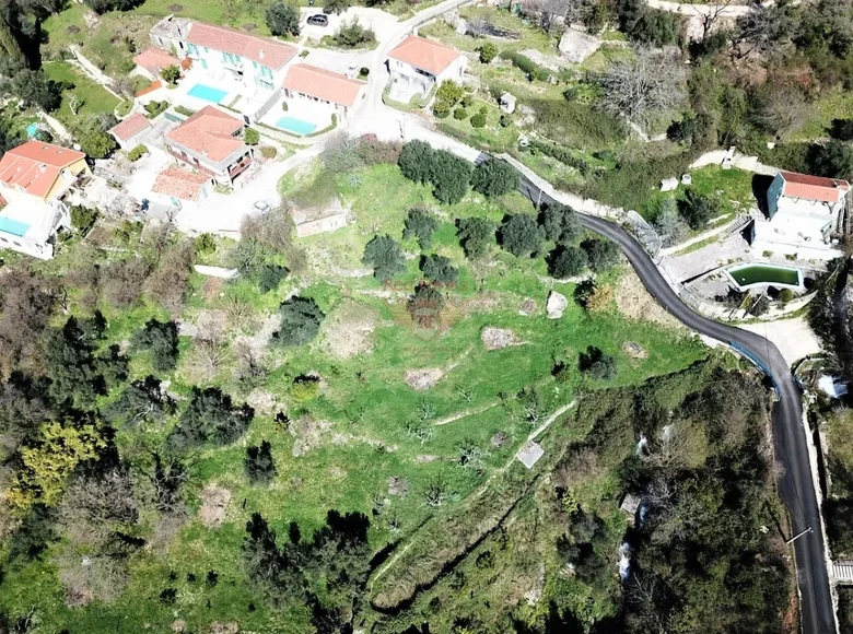 Propriété commerciale 2 063 m² à Skaljari, Monténégro