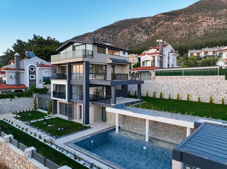Maison 4 chambres 447 m² Ölüdeniz, Turquie