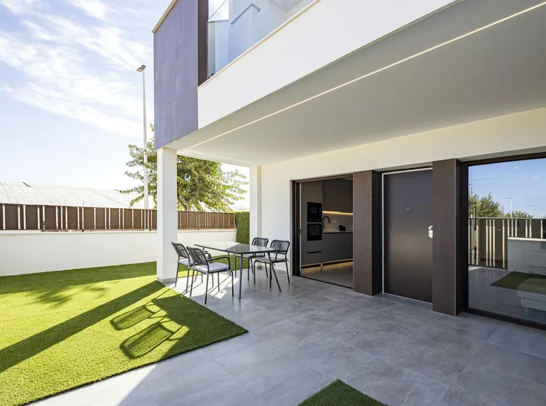 2 bedroom apartment 73 m² Pilar de la Horadada, Spain