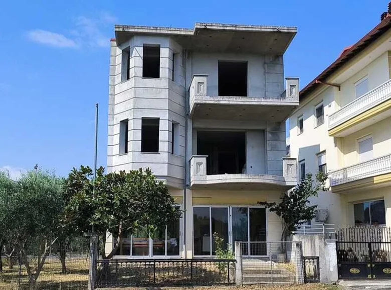 Szeregowiec 5 pokojów 230 m² Peristasi, Grecja
