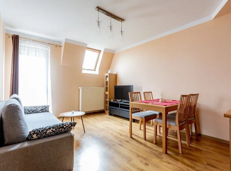 Mieszkanie 3 pokoi 53 m² Poznań, Polska