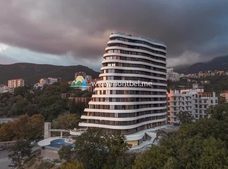 Penthouse 3 Schlafzimmer 184 m² Becici, Montenegro