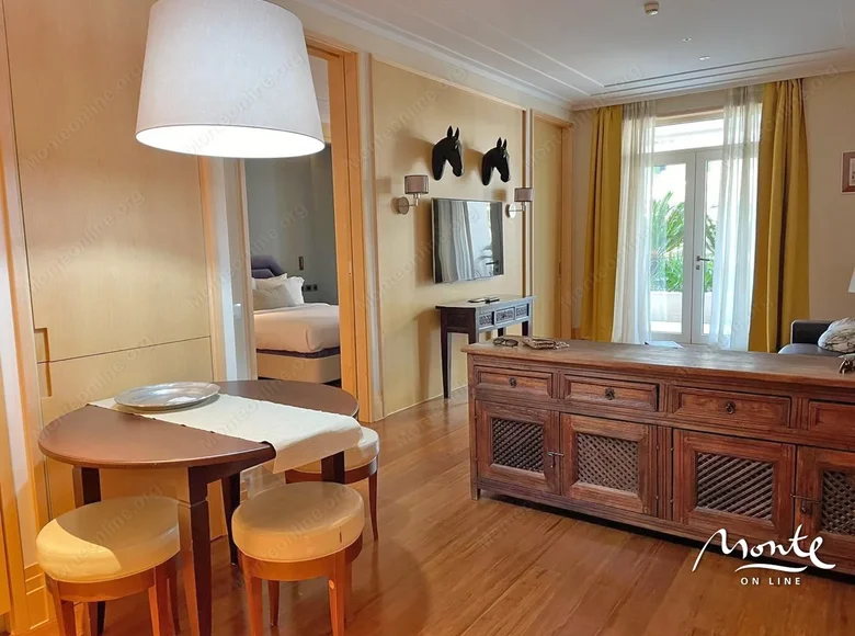 1 bedroom apartment 80 m² Tivat, Montenegro
