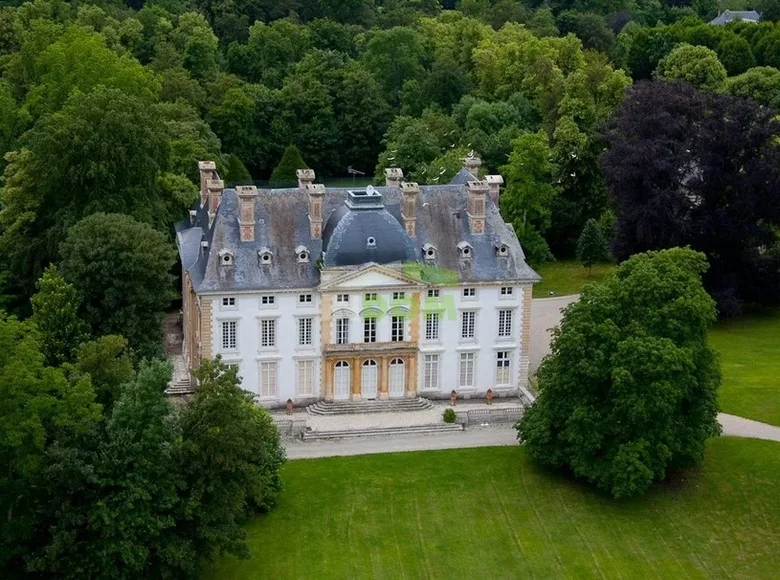 Zamek 5 000 m² Paryż, Francja
