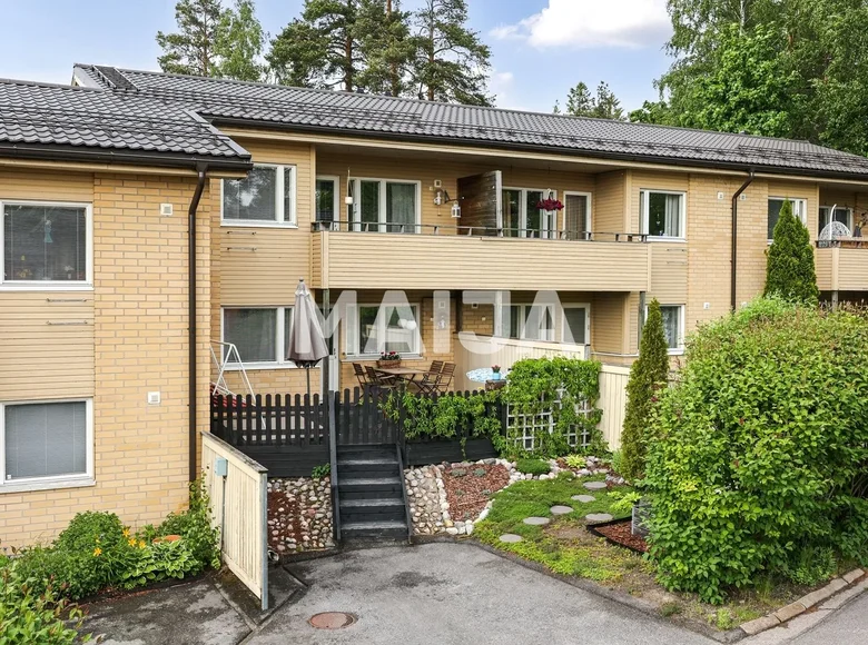 Квартира 5 комнат 99 м² Helsinki sub region, Финляндия